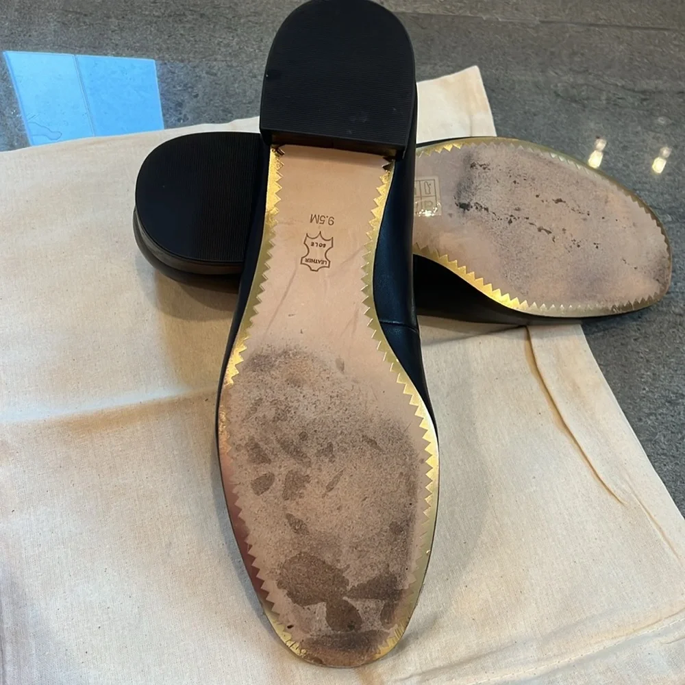 Tory Burch Chelsea Ballet Flat in Black with Gold Signature Logo - Picture 7 of 14